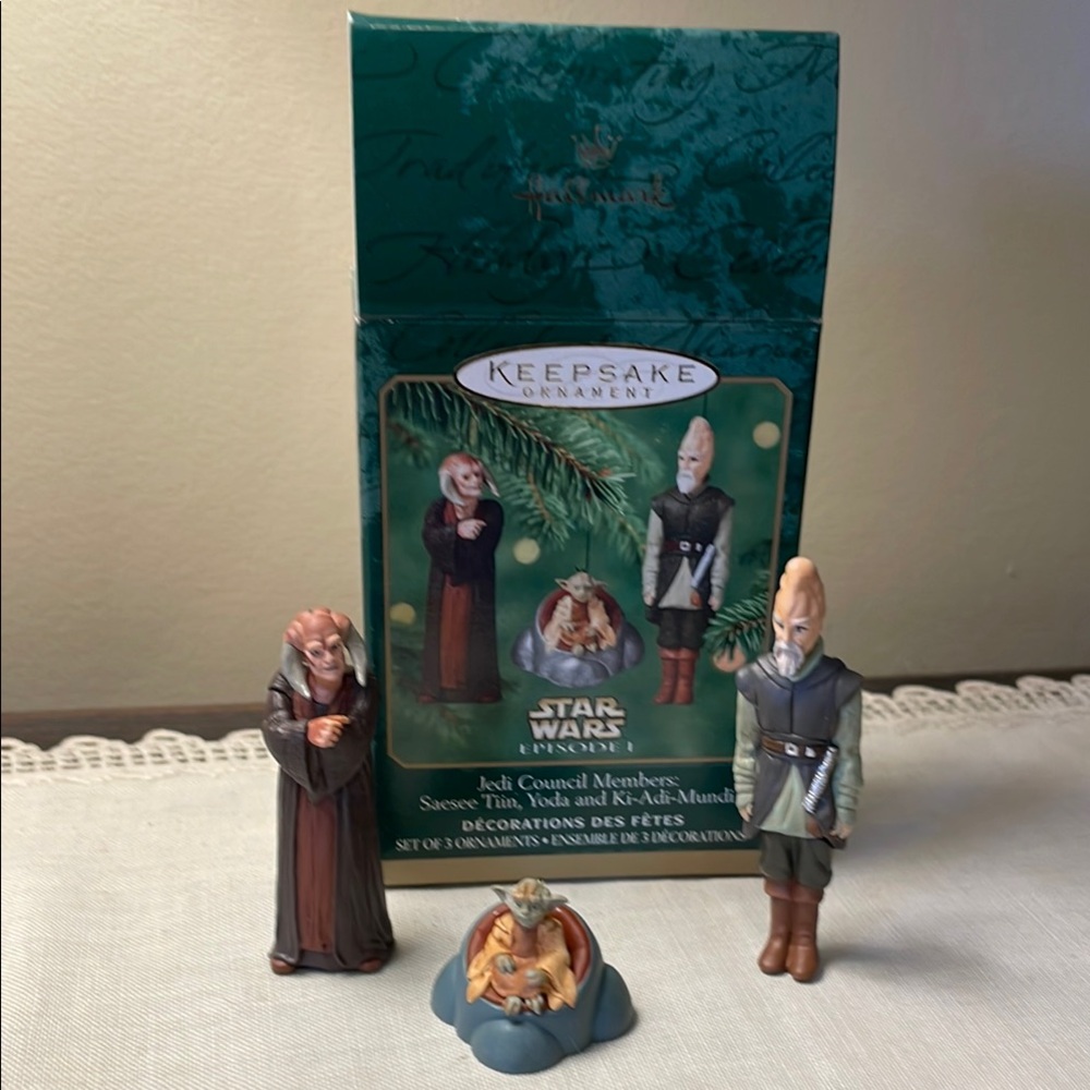 Vintage Hallmark Star Wars Episode I Jedi Council Members Ornament Set